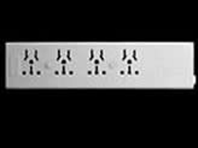 4 TOMAS   s/ cable      ( RICHI )